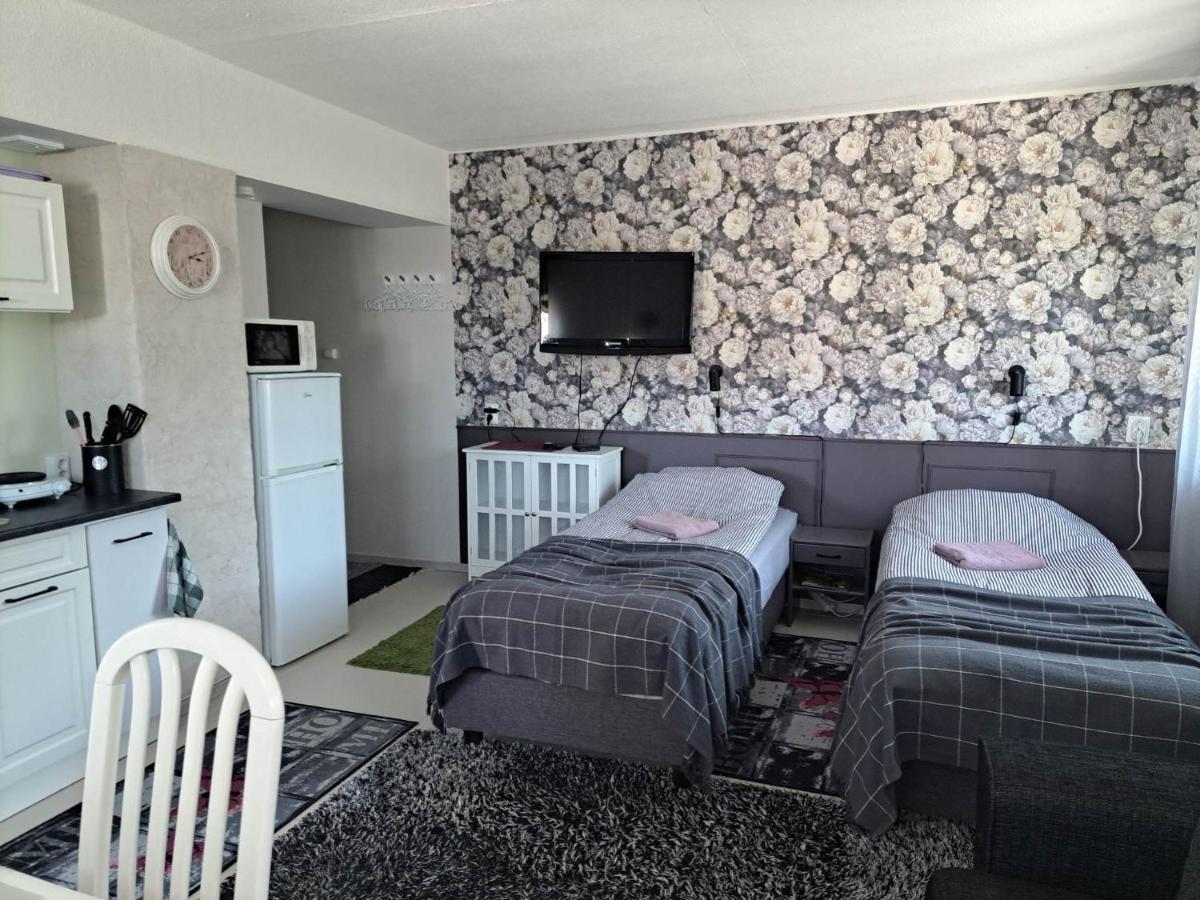 Kullerkupu Hostel كوريسارِ المظهر الخارجي الصورة